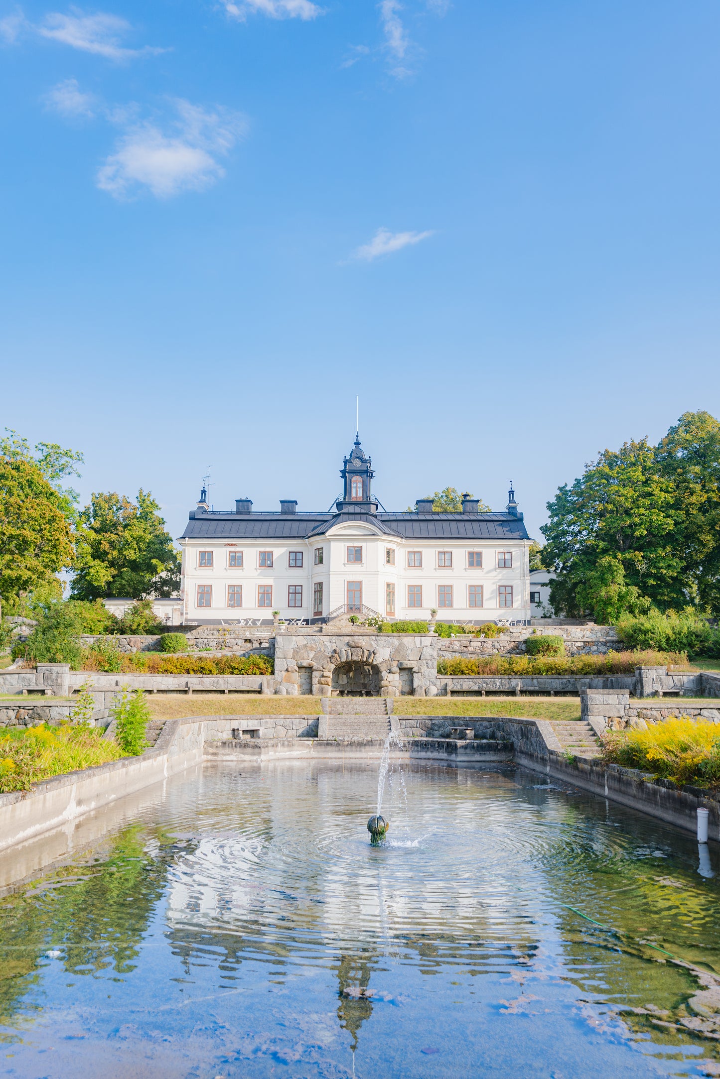 Young Royals Guided Tours 2026